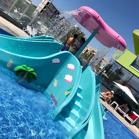 North Spa&pools Alezzibeach Apartment Navodari