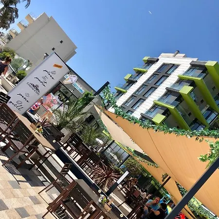 North Spa&pools Alezzibeach Apartman