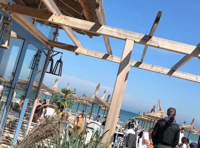 North Spa&pools Alezzibeach * ナボダリ